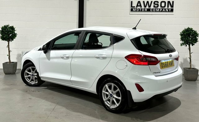 Ford Fiesta 1.1 Ti-vct Zetec Hatchback Euro White #4