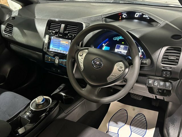 Nissan Leaf 30Kwh Acenta Hatchback 109 Bhp Grey #2