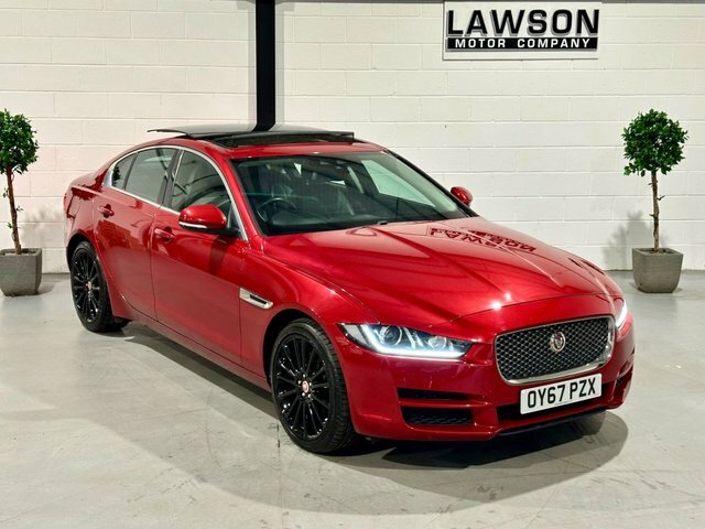 Jaguar XE 2.0D Portfolio Saloon Awd Euro 6 Red #4