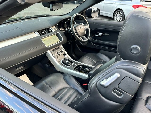 Land Rover Range Rover Evoque 2.0 Si4 Hse Dynamic Convertible 4W Black #2