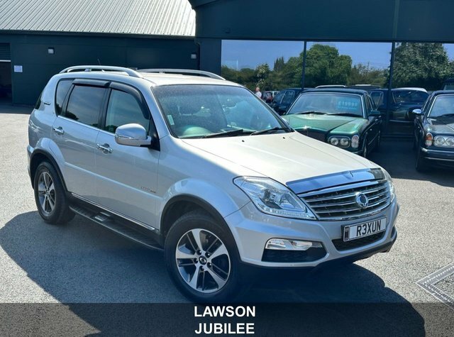SsangYong Rexton 2.2D Ex Suv T-tronic 4Wd Euro 6 178 Ps Silver
