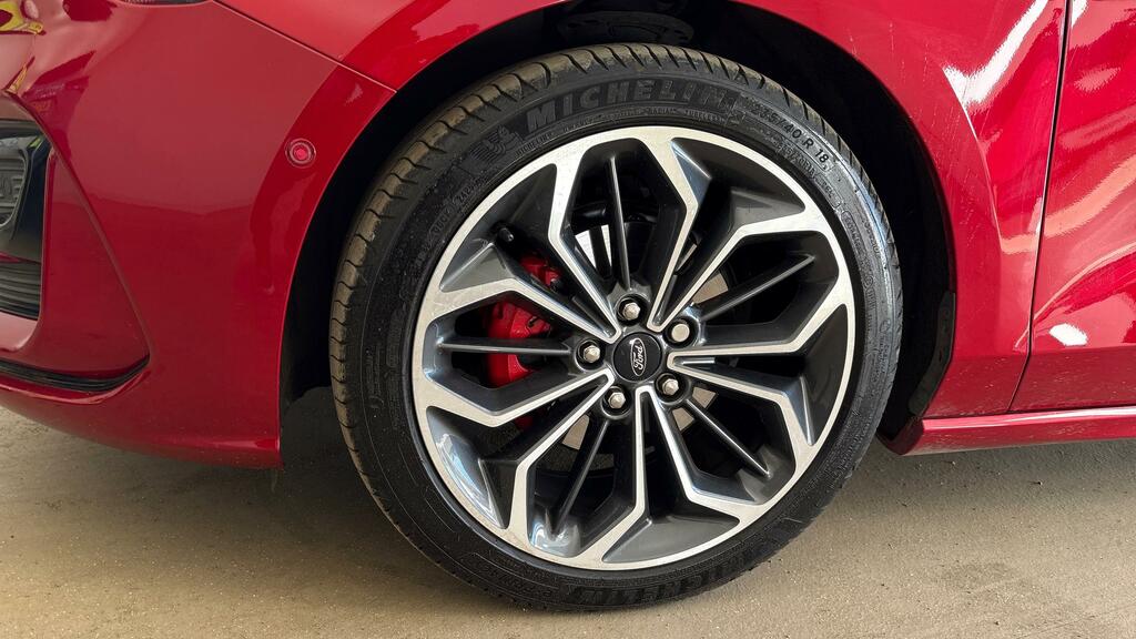 Ford Focus 1.0 Mhev St-line X 155Ps Mild Hybrid Low Mile EA75GXH Red #6