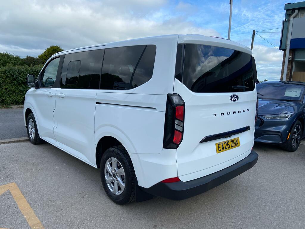 Ford Tourneo Custom 2.0 Ecoblue Zetec 9 Seater Low Mileage White #5
