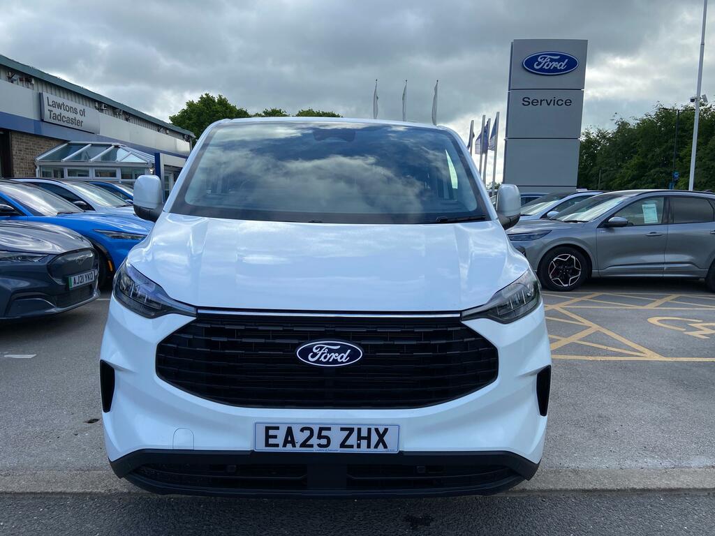 Ford Tourneo Custom 2.0 Ecoblue Zetec 9 Seater Low Mileage White #2