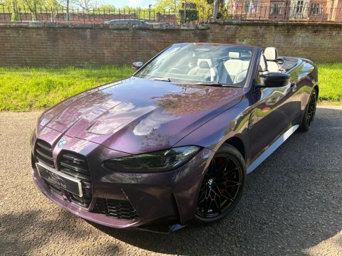 BMW M4 3.0 Biturbo Competition Purple