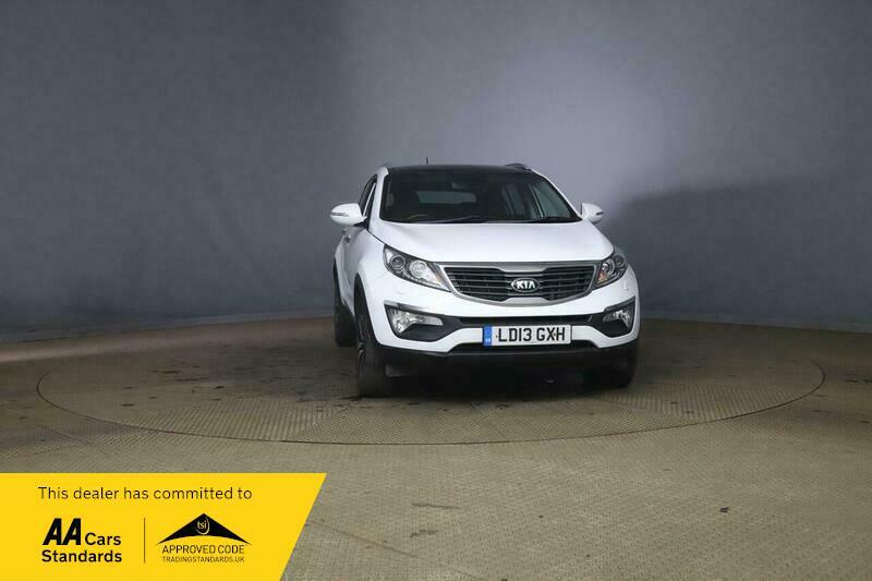 Kia Sportage 1.7 Crdi Ecodynamics 3 LD13GXH White #2
