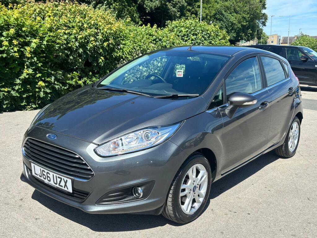 Ford Fiesta Hatchback 1.0T Ecoboost Zetec Powershift Euro 6 Grey