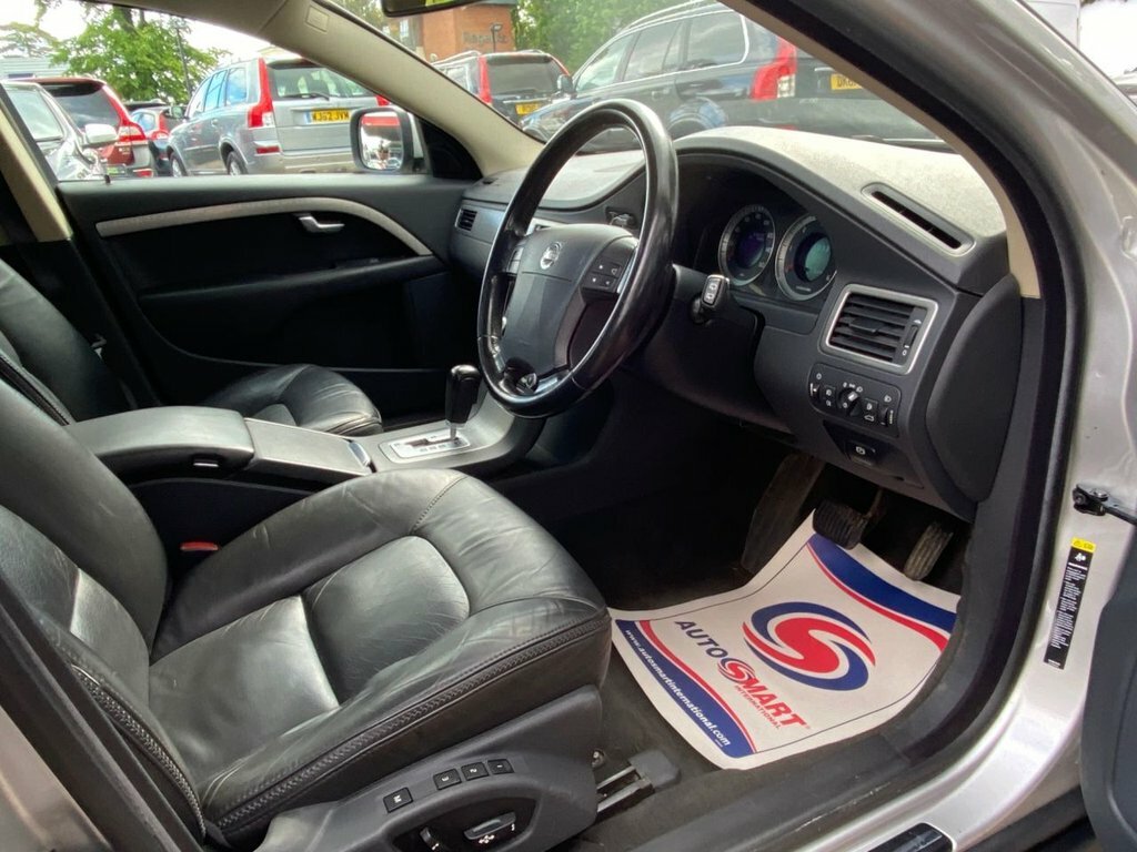 Volvo XC70 2.4L Se Silver #5