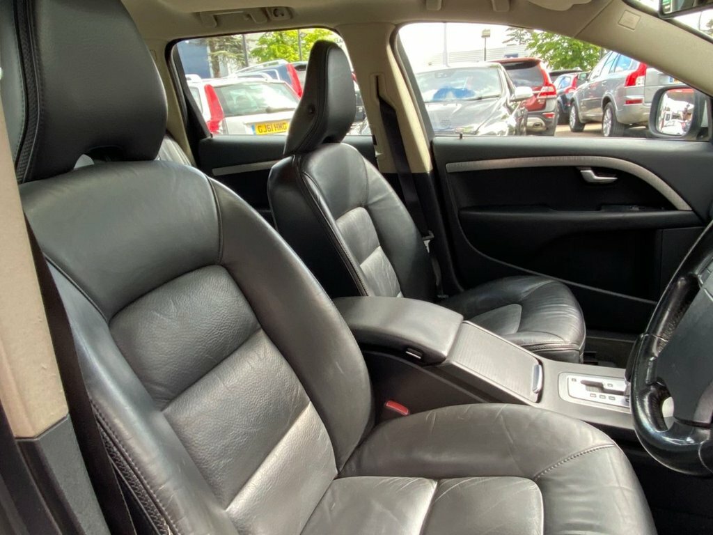 Volvo XC70 2.4L Se Silver #3