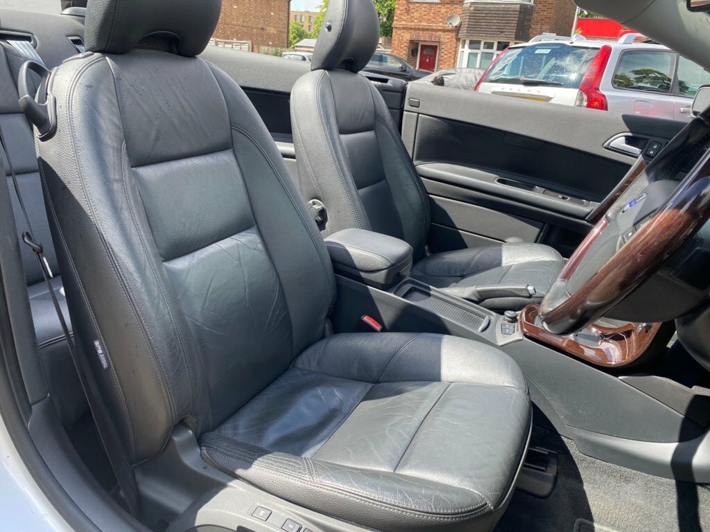 Volvo C70 2.4L Se Silver #2