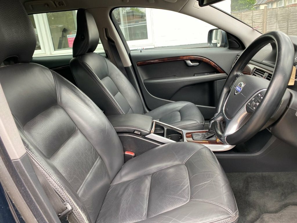 Volvo XC70 2.4L Se Lux Blue #3