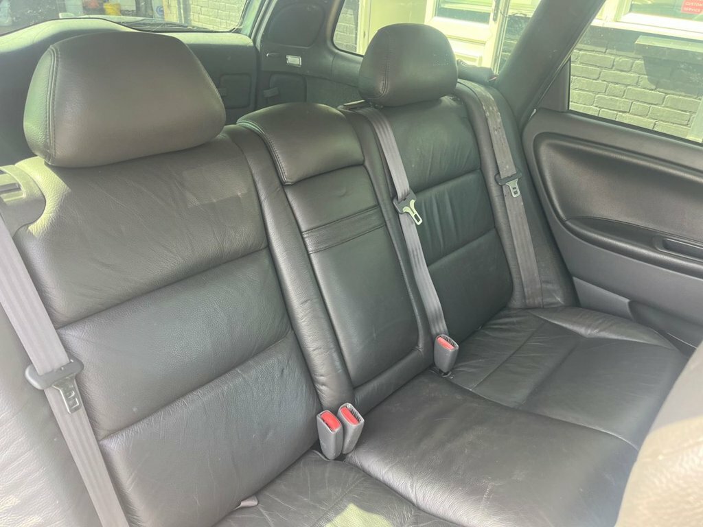 Volvo V40 1.6 S Silver #7