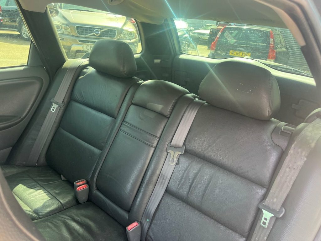 Volvo V40 1.6 S Silver #10