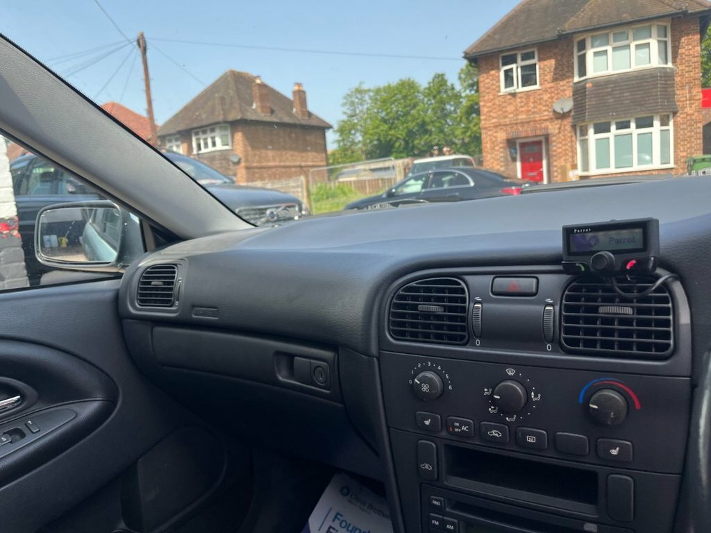 Volvo V40 1.6 S Silver #20