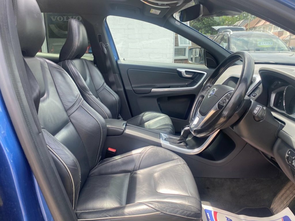 Volvo XC60 2.4L R-design Lux Nav NK17HSG Blue #3
