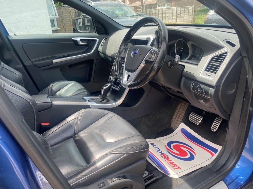 Volvo XC60 2.4L R-design Lux Nav NK17HSG Blue #5