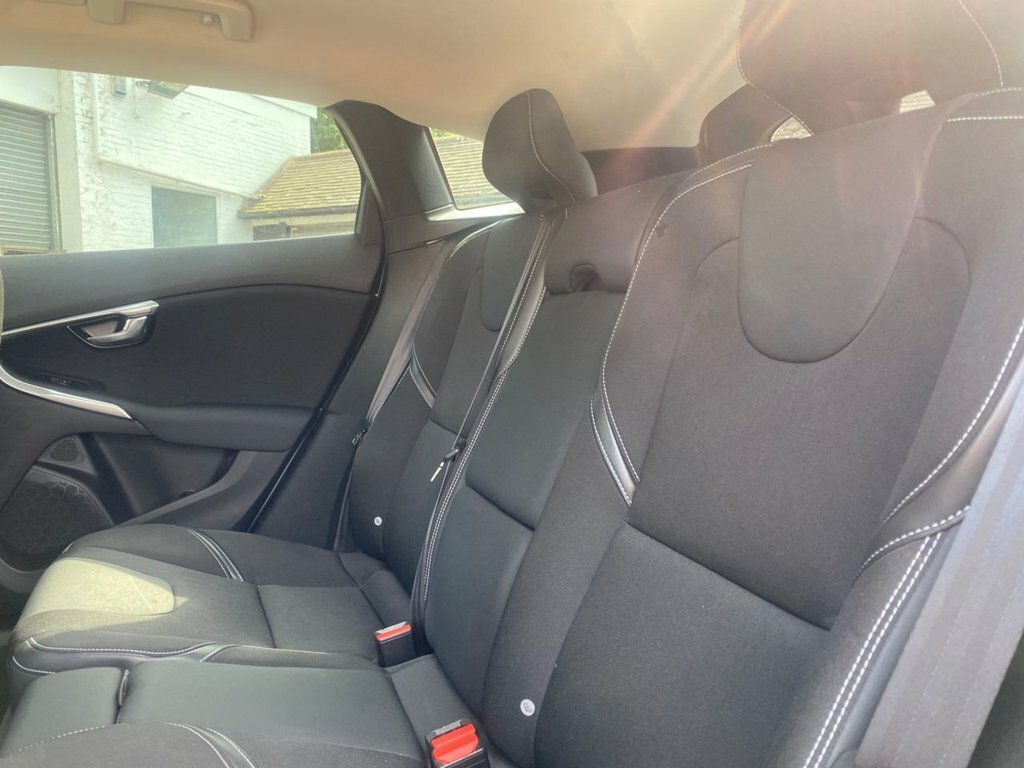 Volvo V40 2.0 D3 Es Nav 2012 Grey #18