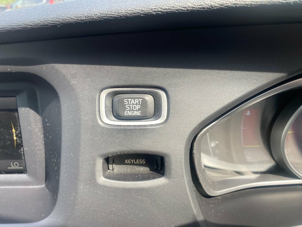 Volvo V40 2.0 D3 Es Nav 2012 Grey #33