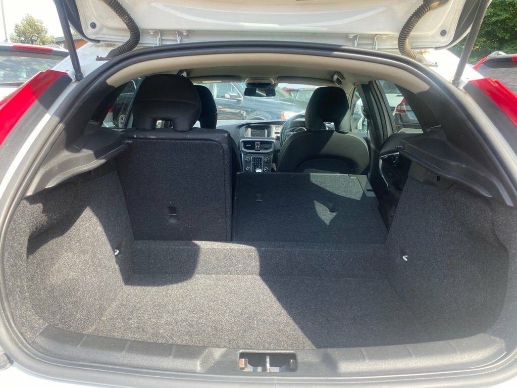 Volvo V40 2.0 D3 Es Nav 2012 Grey #43