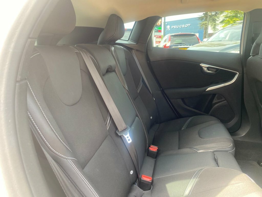 Volvo V40 2.0 D3 Es Nav 2012 Grey #5