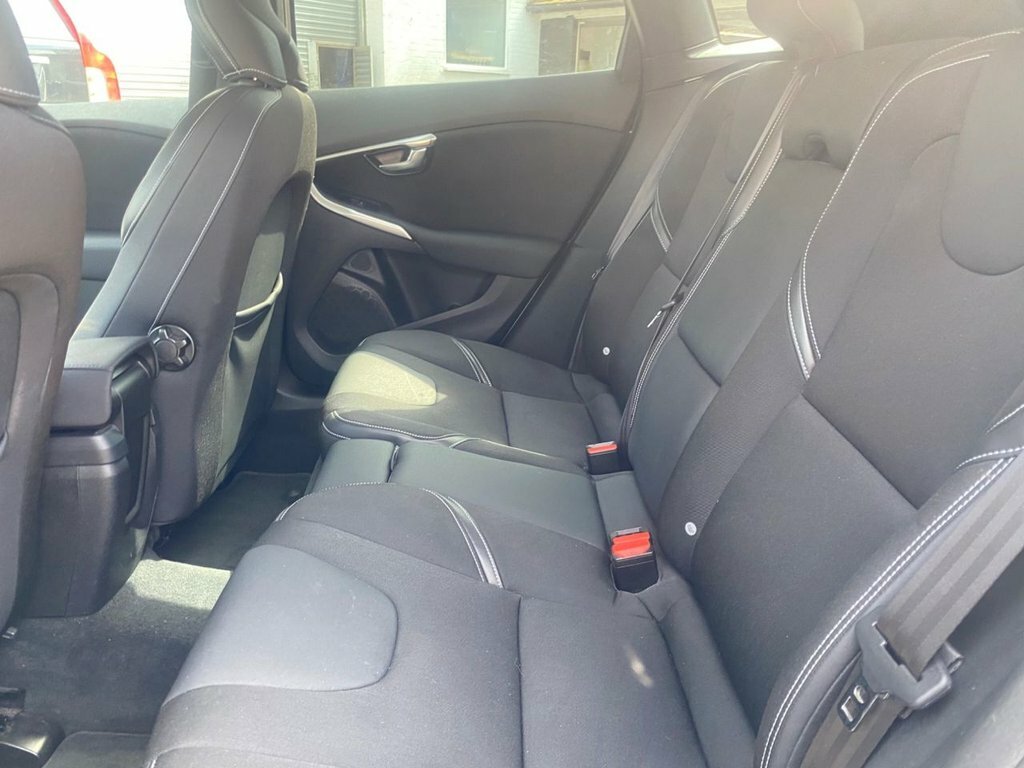 Volvo V40 2.0 D3 Es Nav 2012 Grey #19