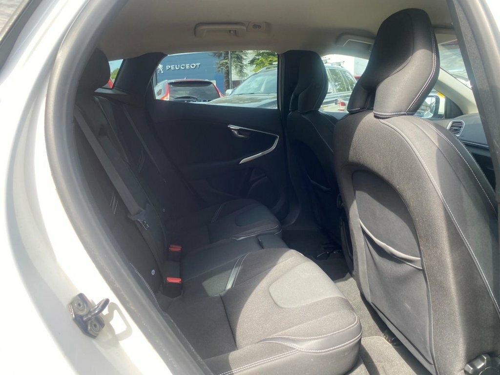 Volvo V40 2.0 D3 Es Nav 2012 Grey #15
