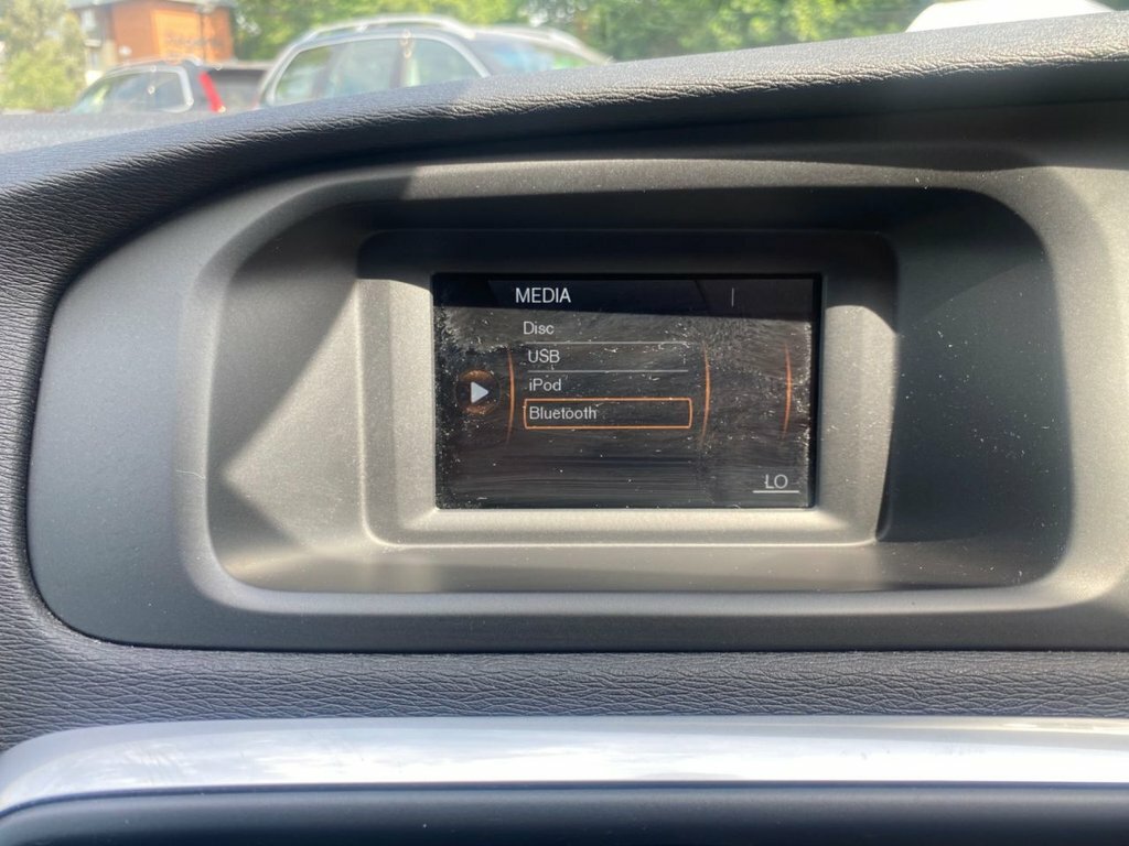 Volvo V40 2.0 D3 Es Nav 2012 Grey #32
