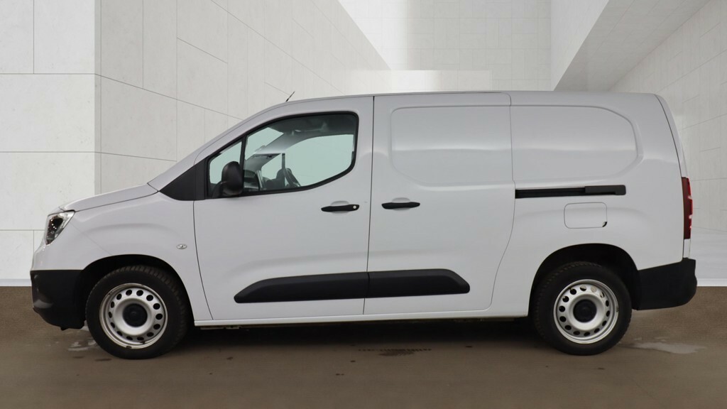 Vauxhall Combo Panel Van 1.5 Turbo D 2300 Prime 2023 DV23KXP White #6