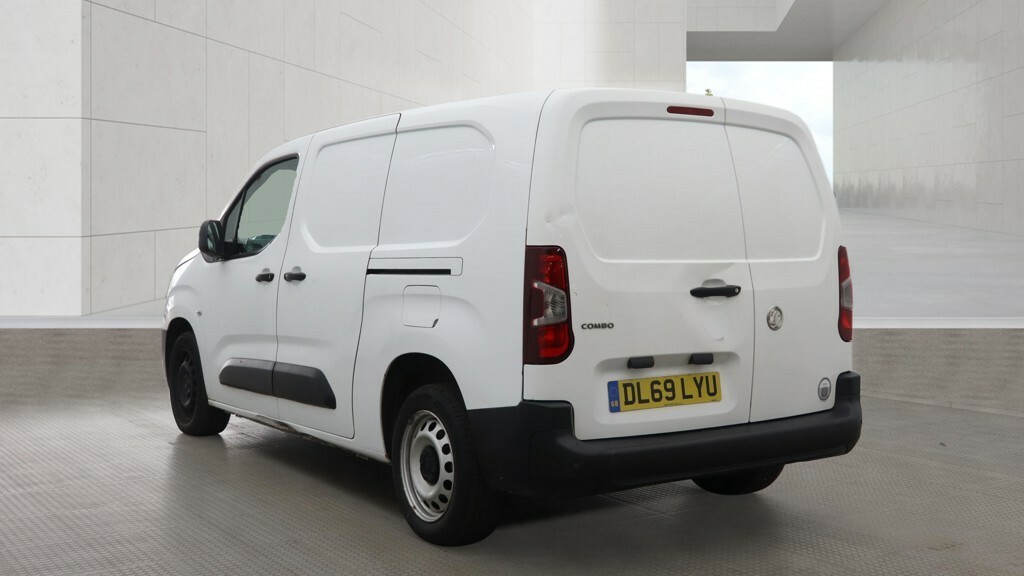 Vauxhall Combo Panel Van 1.5 Turbo D 2300 Edition 2020 White #3