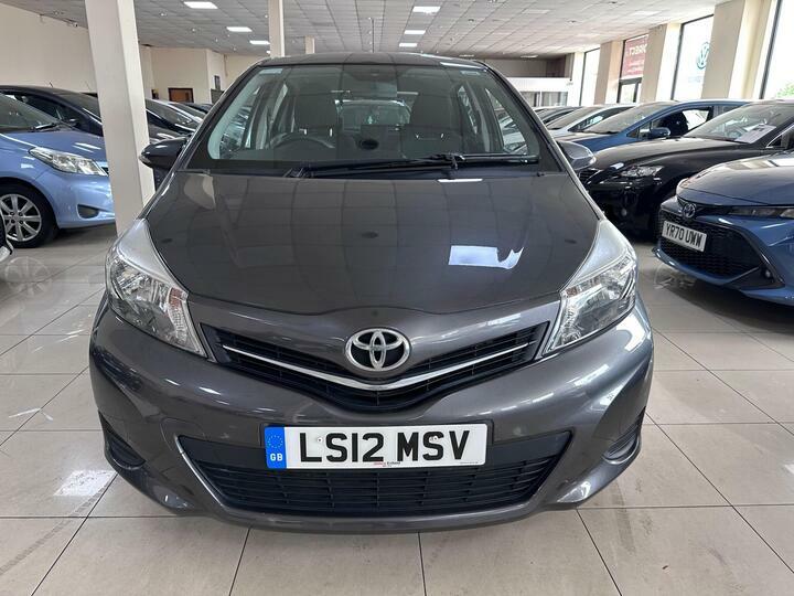 Toyota Yaris 1.33 Dual Vvt-i Tr Multidrive S Euro 5 LS12MSV Grey