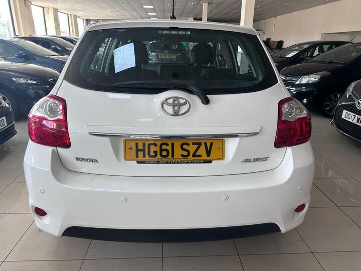 Toyota Auris 1.33 Dual Vvt-i Tr Euro 4 Ss White #4