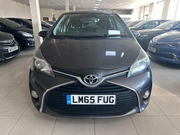 Toyota Yaris 1.33 Dual Vvt-i Icon Euro 5 Euro 5 Grey