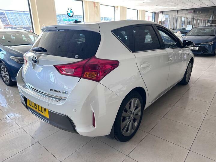 Toyota Auris 1.8 Vvt-h Excel Cvt Euro 5 Ss White #3