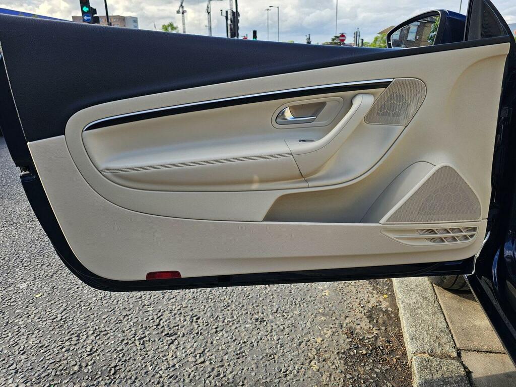 Volkswagen EOS Convertible Black #58