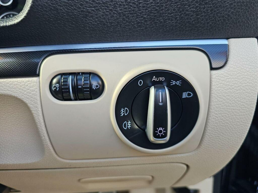 Volkswagen EOS Convertible Black #46