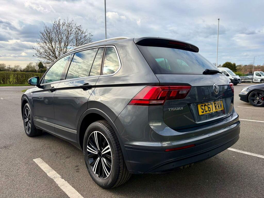 Volkswagen Tiguan 2.0 Tdi Se Navigation Euro 6 Ss SC67RXM Grey #6