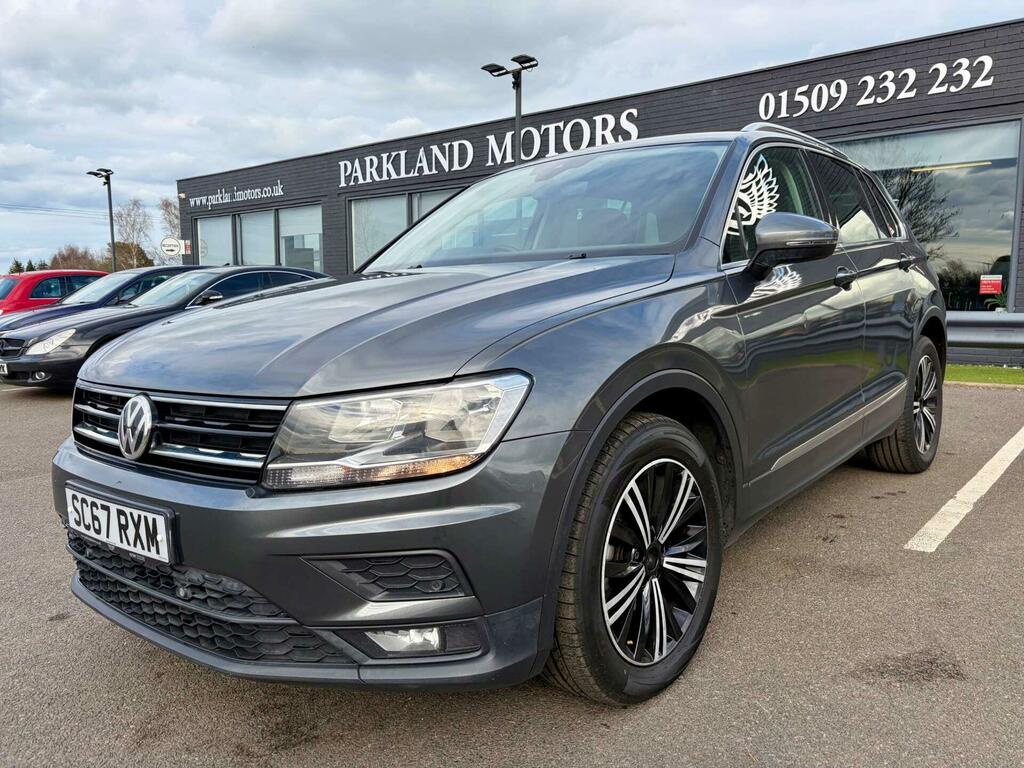 Volkswagen Tiguan 2.0 Tdi Se Navigation Euro 6 Ss SC67RXM Grey #4