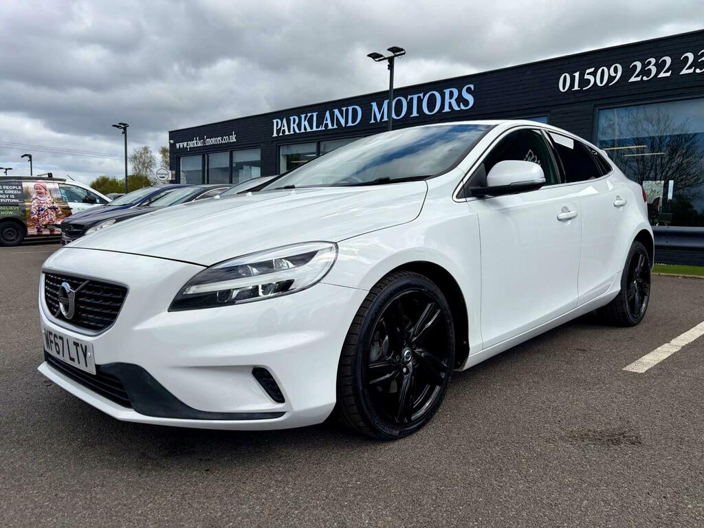 Volvo V40 2.0 T3 R-design Pro Euro 6 Ss WF67LTY White #4