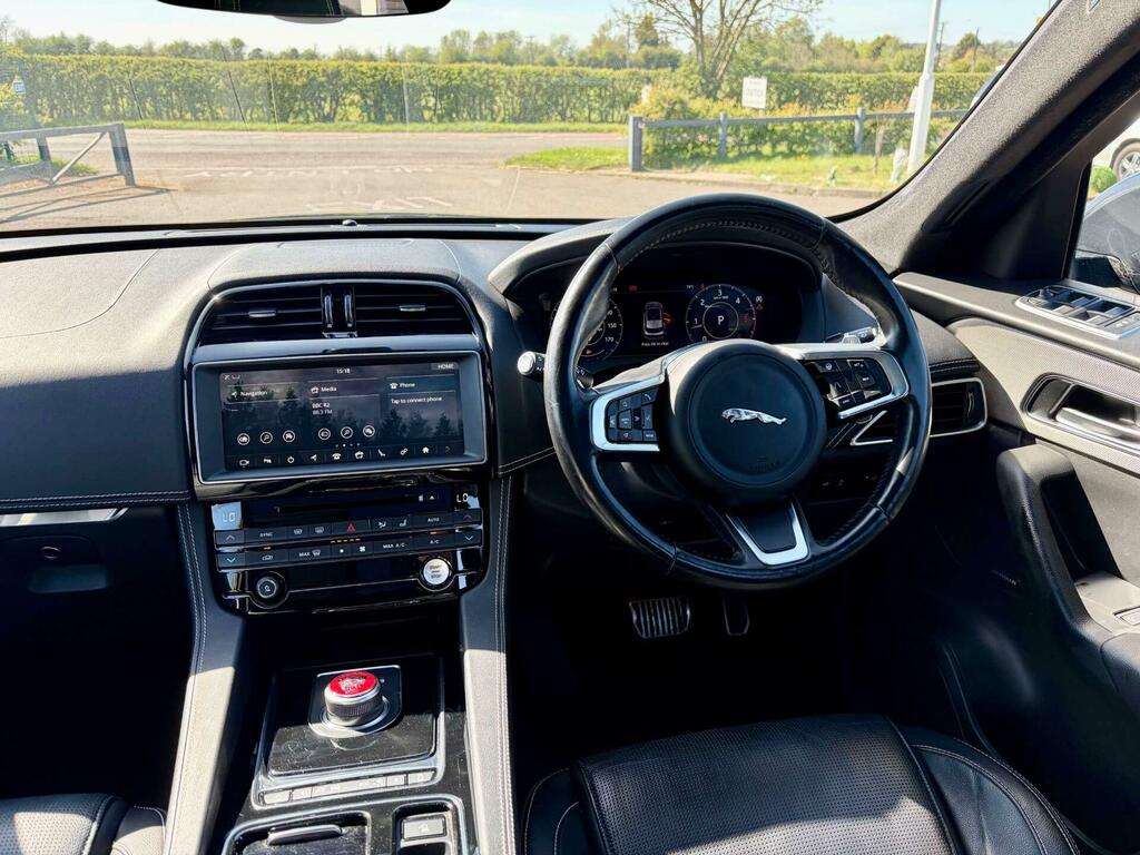 Jaguar F-Pace 2.0 D180 Chequered Flag Awd Euro 6 Ss CK70XPS Black #2