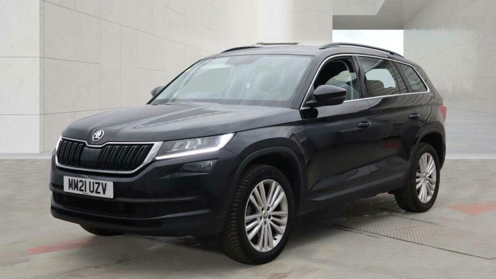 Skoda Kodiaq 1.5 Tsi Act Se L Euro 6 Ss 7 Seat MM21UZV Black #2