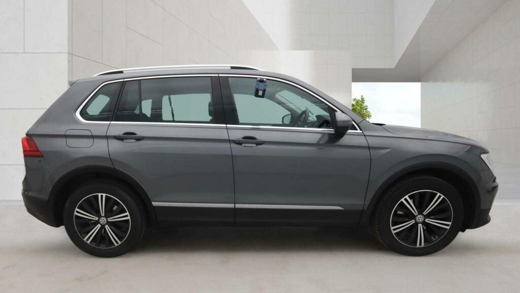 Volkswagen Tiguan 2.0 Tdi Se Navigation 4Motion Euro 6 Ss VU18WFO Grey #5
