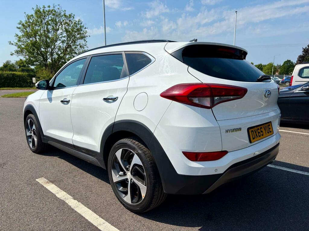 Hyundai Tucson 2.0 Crdi Blue Drive Premium Se Euro 6 Ss White #6