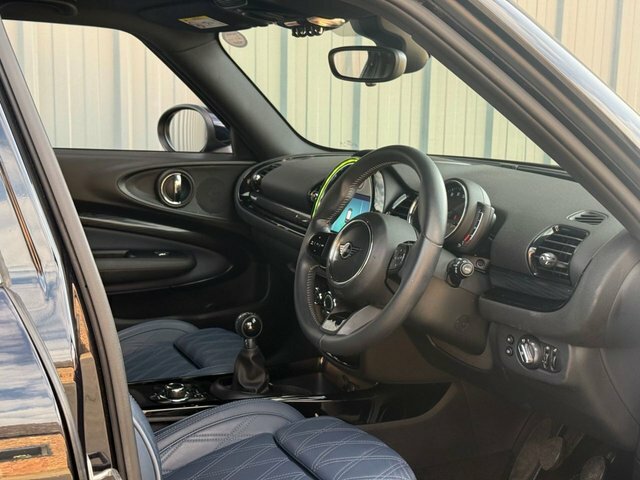 Mini Clubman Exclusive 1.5 Estate 6Dr DF71UVV Black #5