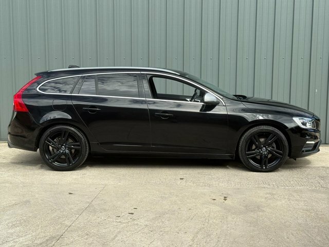 Volvo V60 Lux Nav 2.0 D3 KW67MKC Black #2