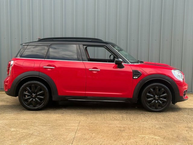 Mini Countryman 1.5 Suv YC67GYK Red #2