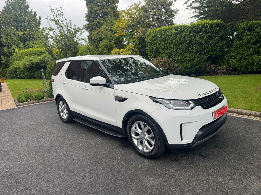 Land Rover Discovery Estate MM68PZO White #3