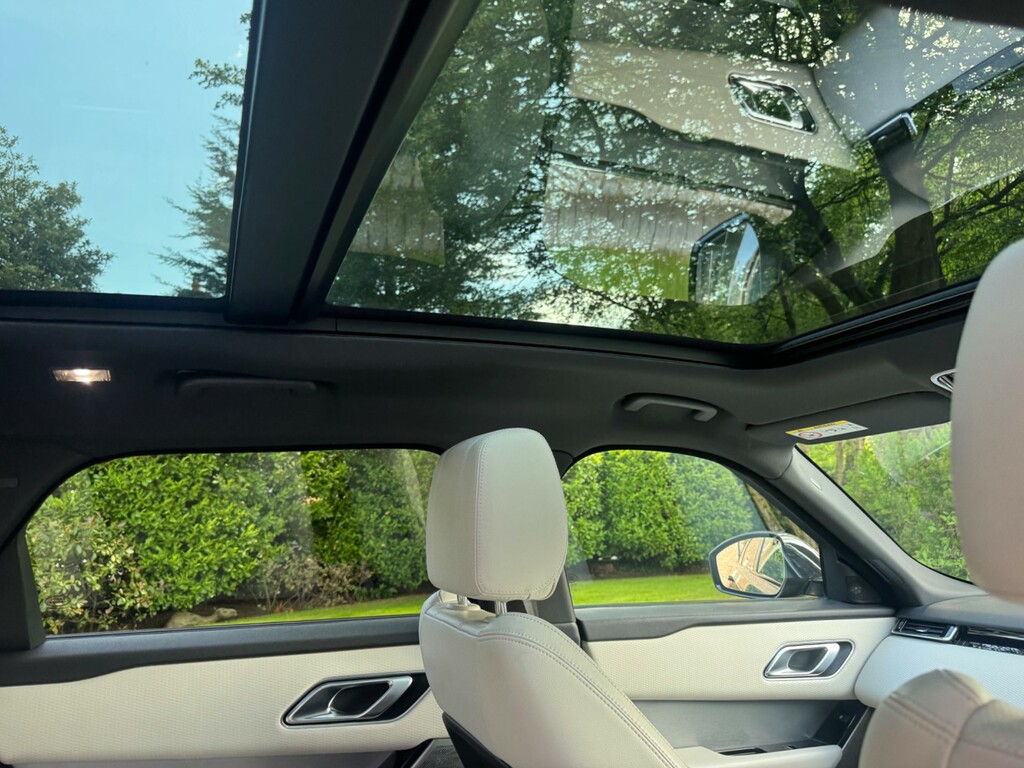 Land Rover Range Rover Velar Estate OE69SXN Silver #4