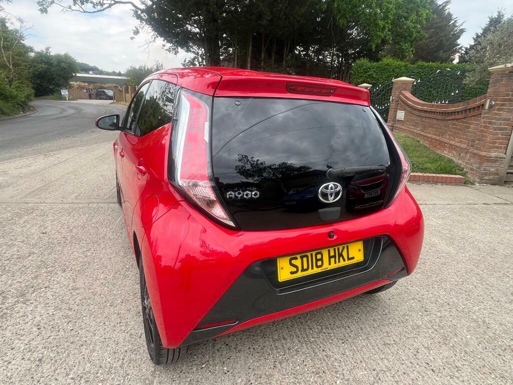 Toyota Aygo 1.0 Vvt-i X-style Euro 6  Red #4