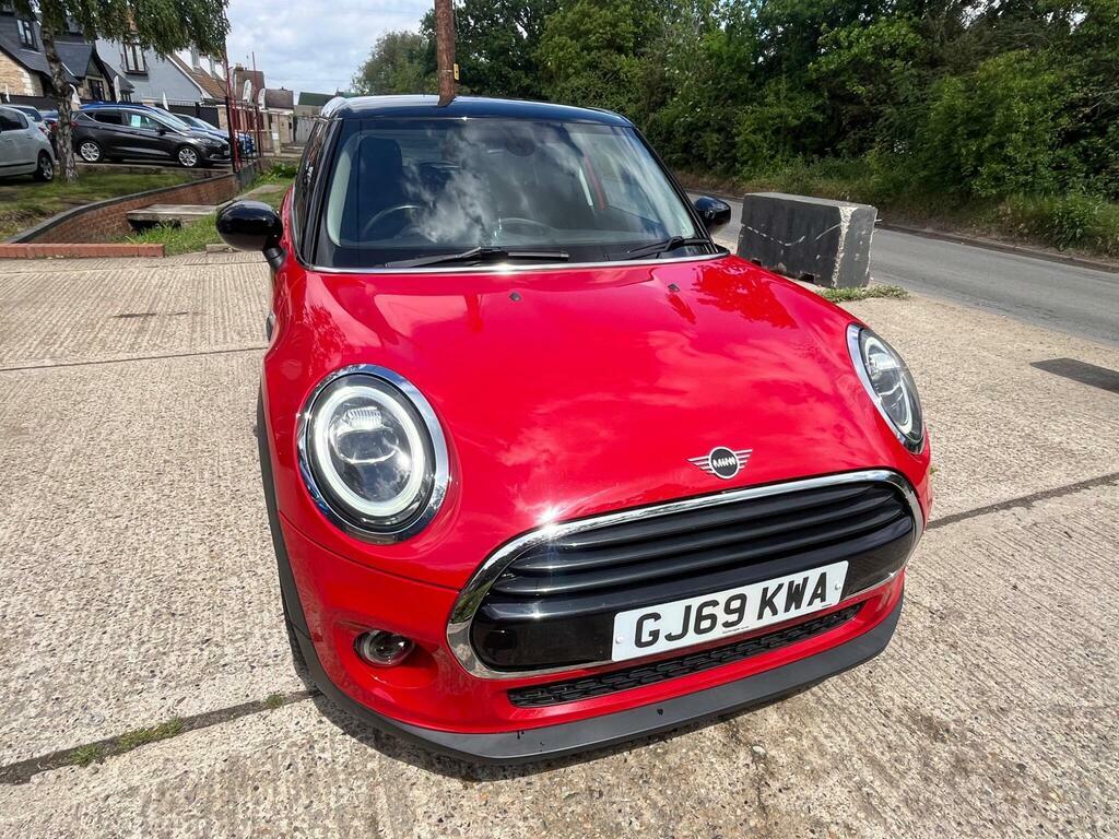 Mini Hatch 1.5 Cooper Classic Steptronic Euro 6 S S GJ69KWA Red #6