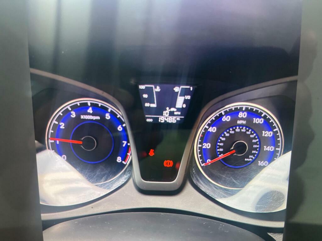 Hyundai Ix20 1.4 Blue Drive Se Euro 6 S S Silver #6